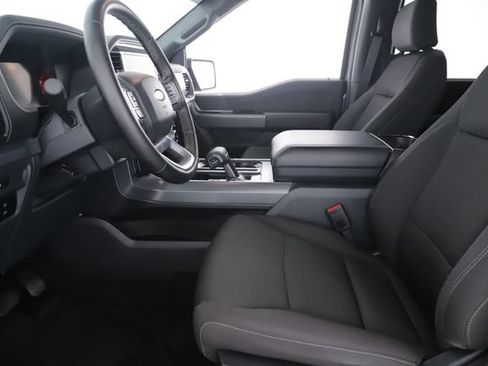 Used 2025 Ford F150 XLT w/ Equipment Group 301A Standard AWD/4WD image 17