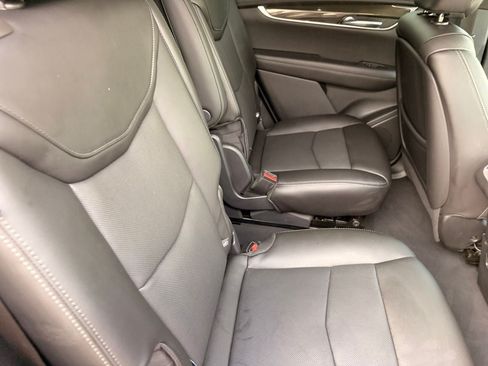 Used 2021 Cadillac XT6 Sport w/ LPO, ONYX Package AWD/4WD image 13