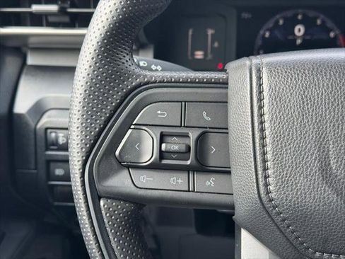 Certified 2024 Toyota Tacoma SR AWD/4WD image 32