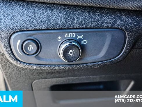 Used 2025 Chevrolet TrailBlazer LT image 44