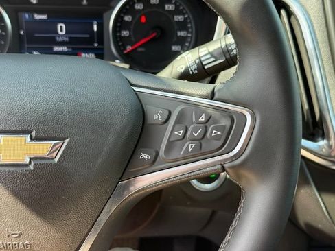 Used 2024 Chevrolet Equinox LT w/ LPO, Floor Liner Package FWD image 19