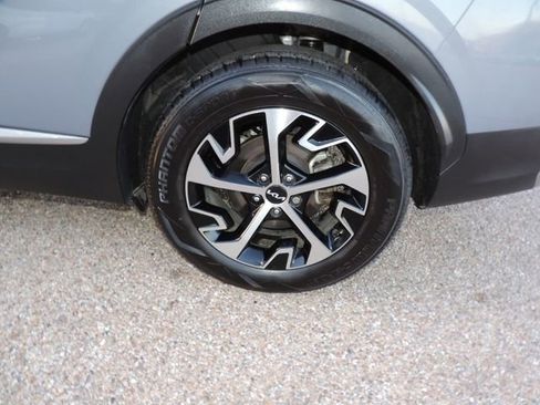 Used 2023 Kia Sportage EX image 11