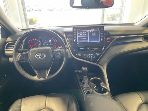 Used 2024 Toyota Camry XSE FWD image 18