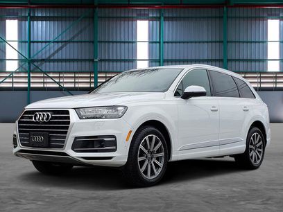 Used 2019 Audi Q7 3.0T Prestige w/ Prestige Package