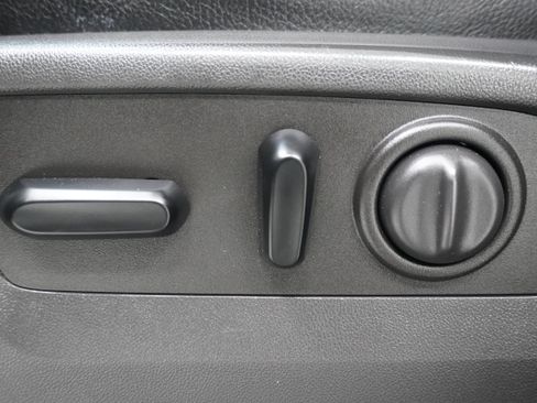 Used 2020 GMC Sierra 1500 SLE w/ SLE Value Package RWD image 14