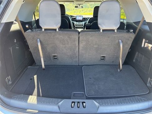 Used 2021 Ford Explorer XLT w/ Equipment Group 202A image 53