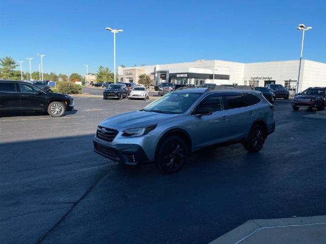 Used 2020 Subaru Outback Onyx Edition XT w/ Popular Package #2 AWD/4WD image 2