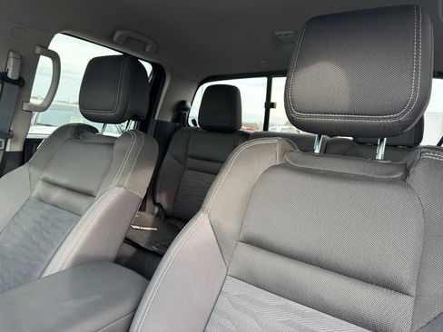 Certified 2022 Nissan Frontier SV image 27