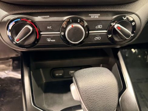 Used 2020 Kia Soul LX image 37