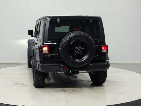 Used 2026 Jeep Wrangler Unlimited Sport AWD/4WD image 7