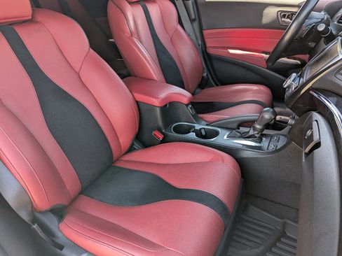 Used 2022 Acura ILX image 11