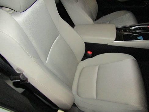 Used 2018 Honda Accord Hybrid image 11