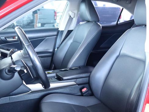 Used 2018 Lexus IS 300 w/ Accessory Package 2 RWD image 16