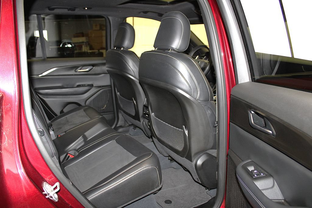 Certified 2023 Jeep Grand Cherokee Altitude AWD/4WD image 31
