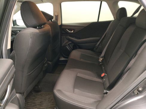Used 2020 Subaru Outback Premium image 18