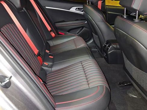 Used 2023 Genesis G70 2.0T w/ Sport Prestige Package image 18