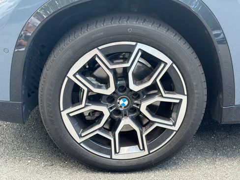 Used 2025 BMW X2 xDrive28i AWD/4WD image 13