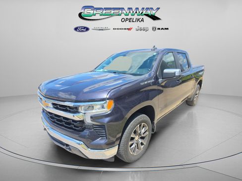 Used 2022 Chevrolet Silverado 1500 LT AWD/4WD image 5