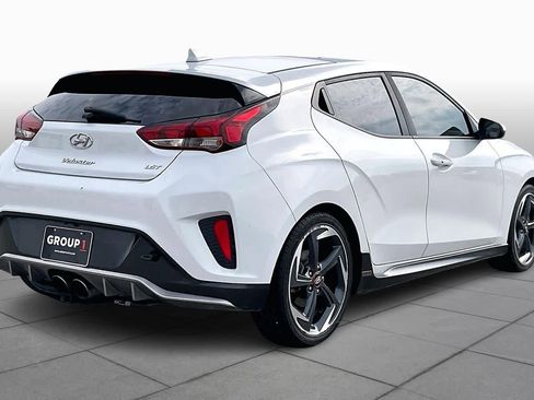 Used 2019 Hyundai Veloster Turbo image 12