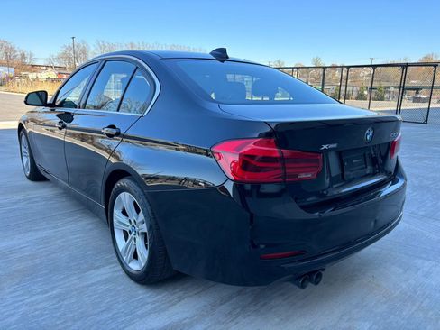 Used 2018 BMW 330i xDrive Sedan w/ Convenience Package image 7
