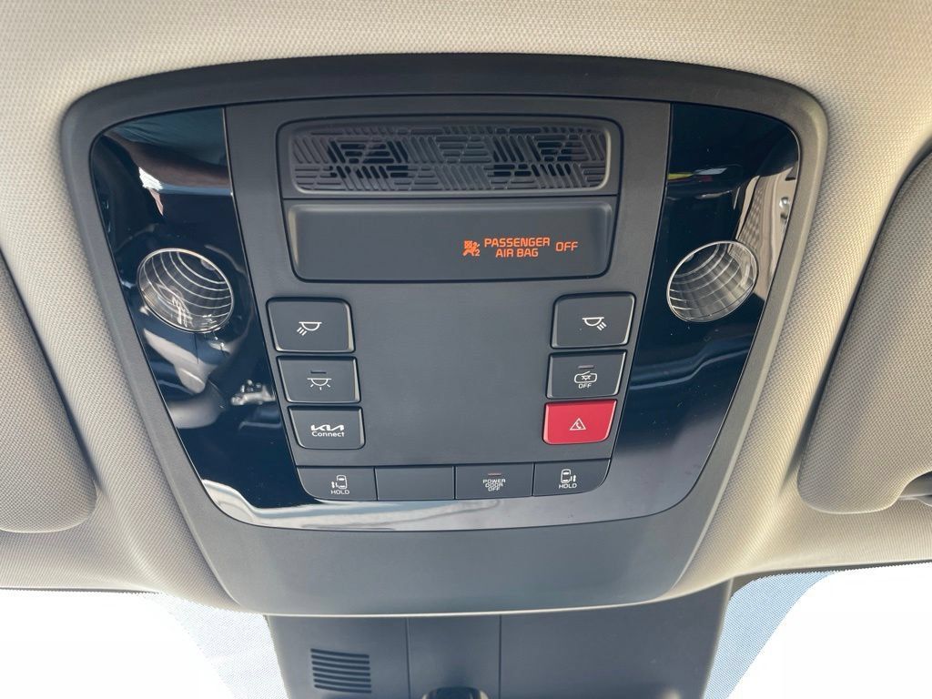 New 2027 Kia Carnival FWD image 19