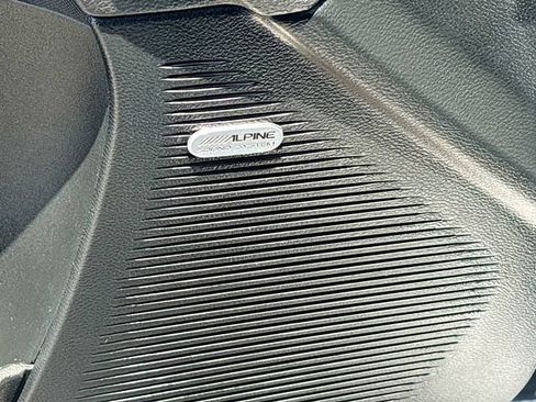 Used 2022 Dodge Challenger R/T Scat Pack RWD image 19
