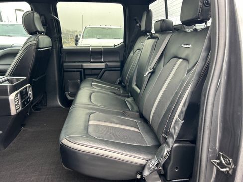 Certified 2019 Ford F150 Platinum w/ Equipment Group 701A Luxury image 10