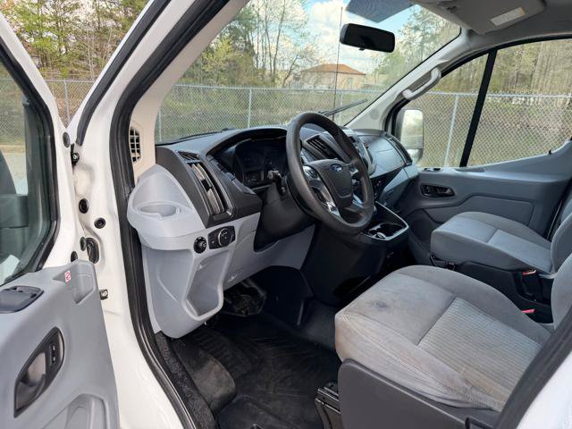 Used 2019 Ford Transit 150 130 Low Roof RWD image 21