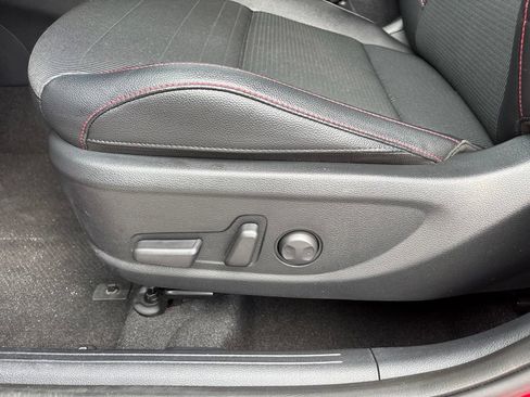 Used 2021 Kia Soul Turbo FWD image 19