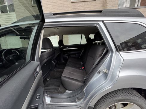 Used 2013 Subaru Outback 2.5i Premium image 18