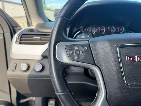 Used 2018 GMC Yukon SLT image 22