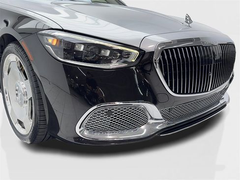 Used 2022 Mercedes-Benz Maybach S 580 4MATIC image 3