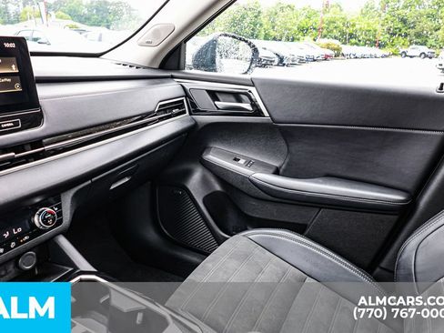 Used 2025 Mitsubishi Outlander SE FWD image 46