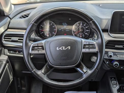 Used 2022 Kia Telluride EX w/ EX Premium Package AWD/4WD image 13