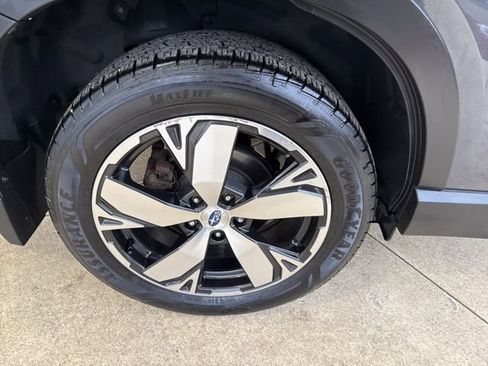 Used 2020 Subaru Forester Touring image 39