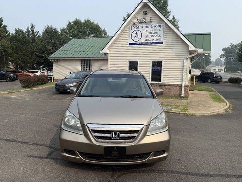 Used 2005 Honda Odyssey EX image 2