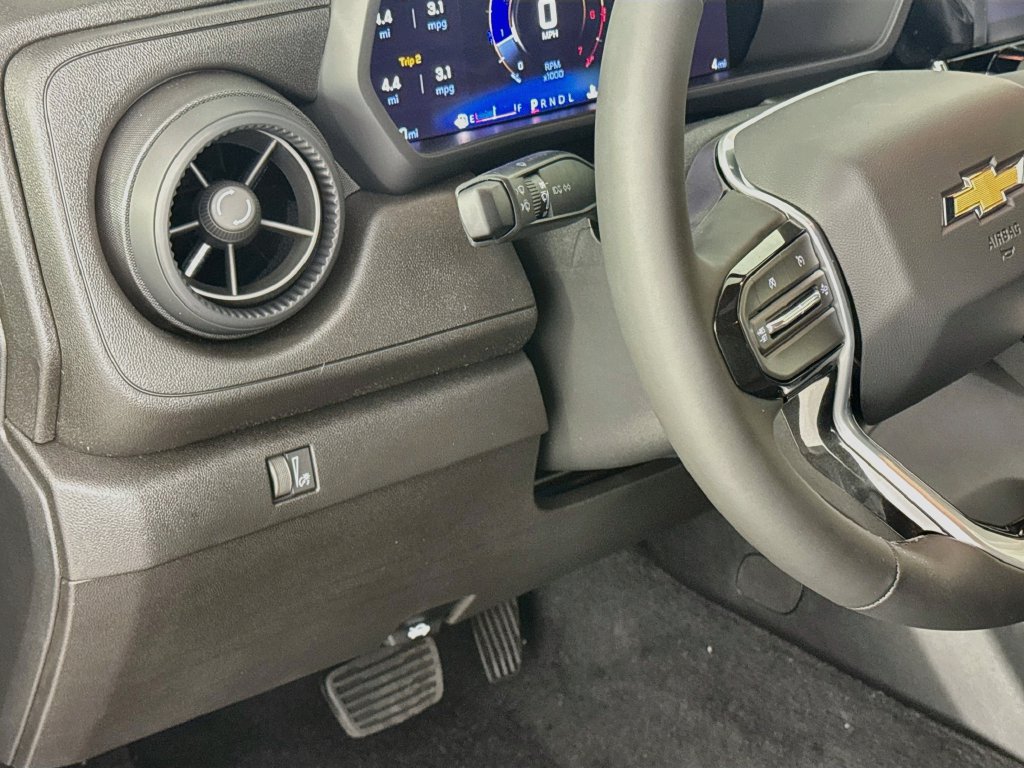 New 2026 Chevrolet Colorado W/T w/ WT Custom Package RWD image 11