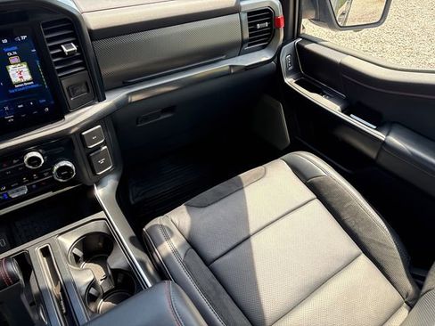 Used 2025 Ford F150 Raptor AWD/4WD image 28