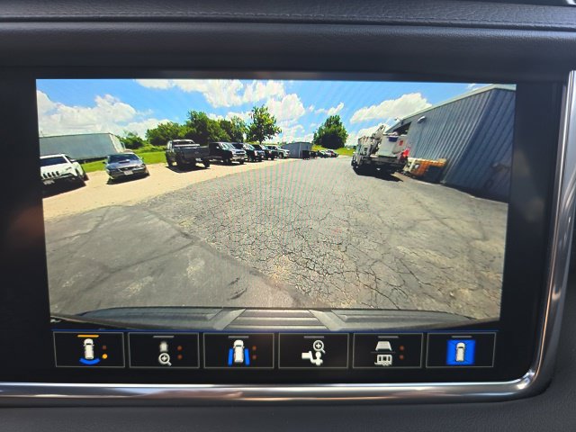 Used 2023 GMC Yukon Denali AWD/4WD image 23