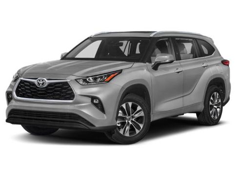 Used 2022 Toyota Highlander XLE AWD/4WD image 1