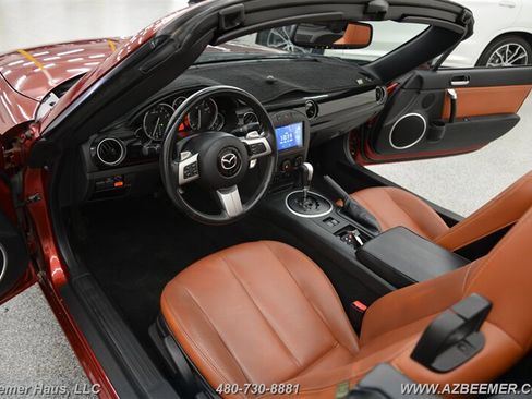 Used 2008 MAZDA MX-5 Miata Grand Touring w/ Premium Pkg image 13