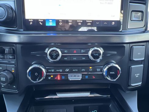 New 2025 Ford F350 Lariat w/ Lariat Ultimate Package image 21