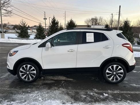 Used 2022 Buick Encore Preferred w/ Safety Package image 2
