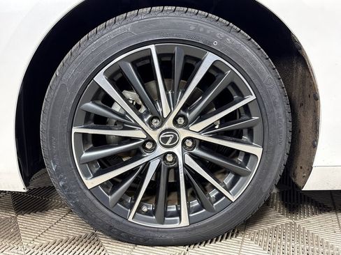 Used 2023 Lexus ES 350 w/ Premium Package FWD image 8