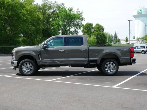 Used 2026 Ford F250 Lariat w/ Lariat Premium Package AWD/4WD image 8