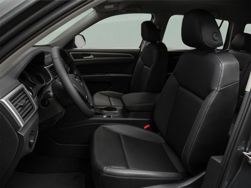 Used 2018 Volkswagen Atlas SE FWD image 16