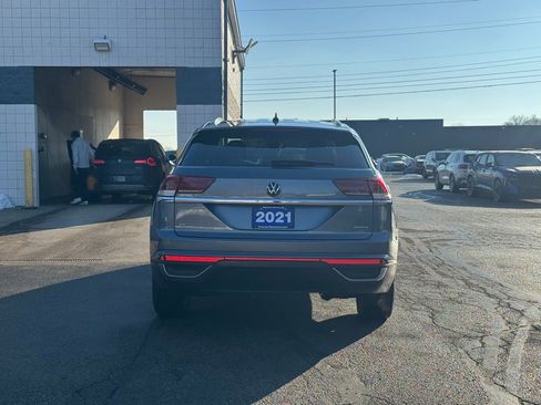 Used 2021 Volkswagen Atlas Cross Sport SE image 6