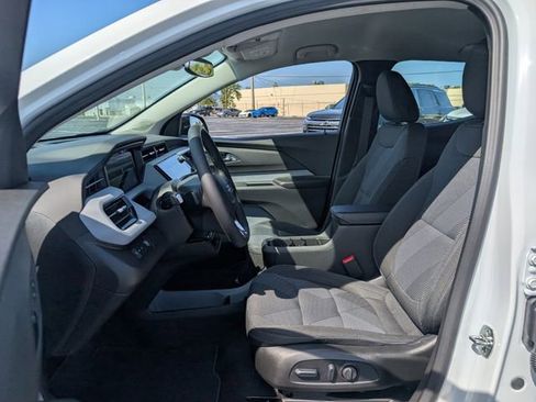 New 2027 Chevrolet Bolt LT w/ Comfort Package FWD image 5