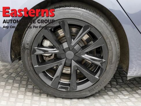 Used 2023 Tesla Model 3 Standard Range image 27