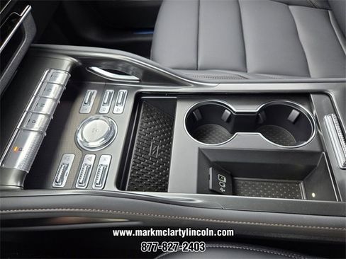 New 2026 Lincoln Nautilus Premier image 18